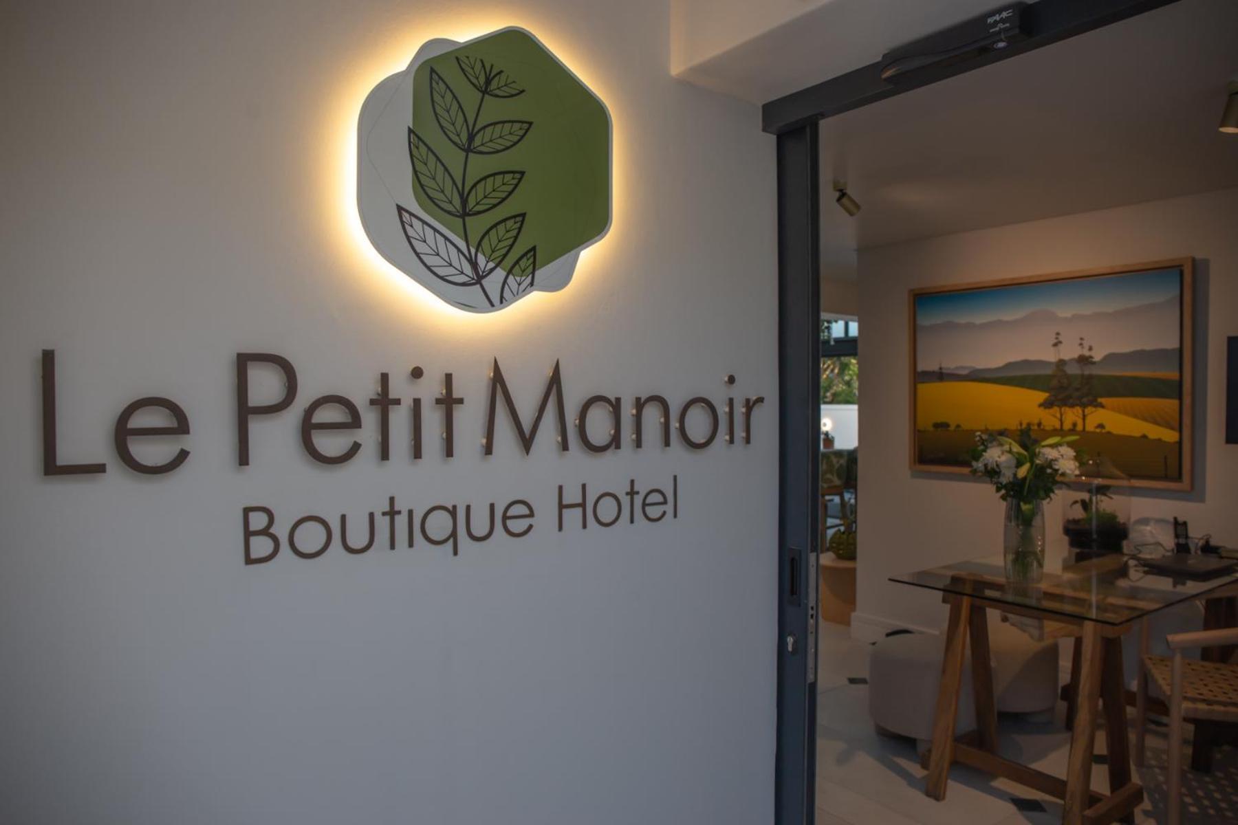 Le Petit Manoir Boutique Hotel Franschhoek Exteriör bild