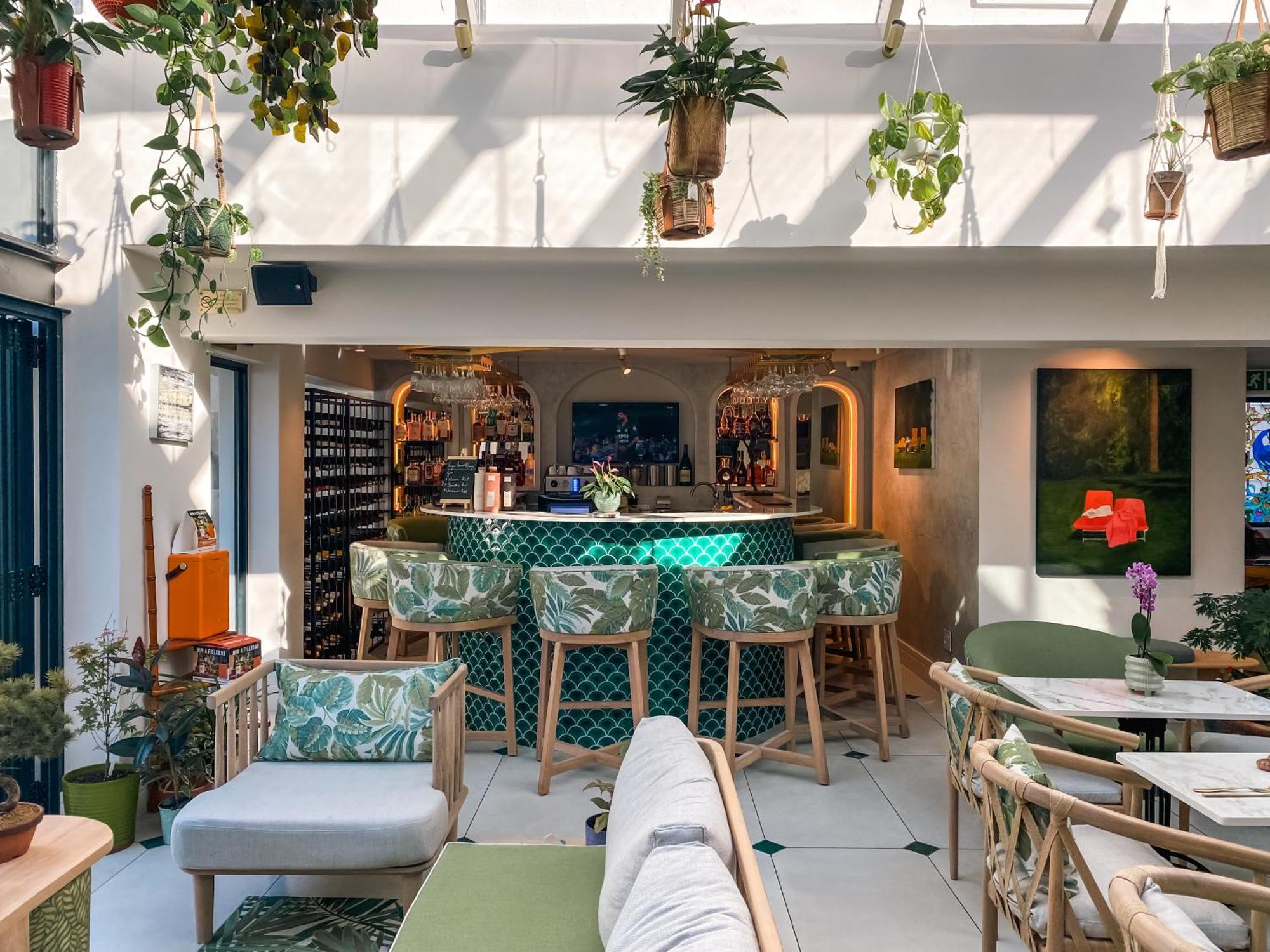Le Petit Manoir Boutique Hotel Franschhoek Exteriör bild